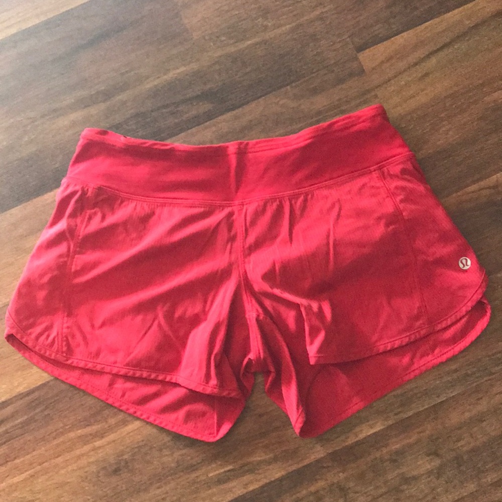 Lululemon Turbo shorts / size 4